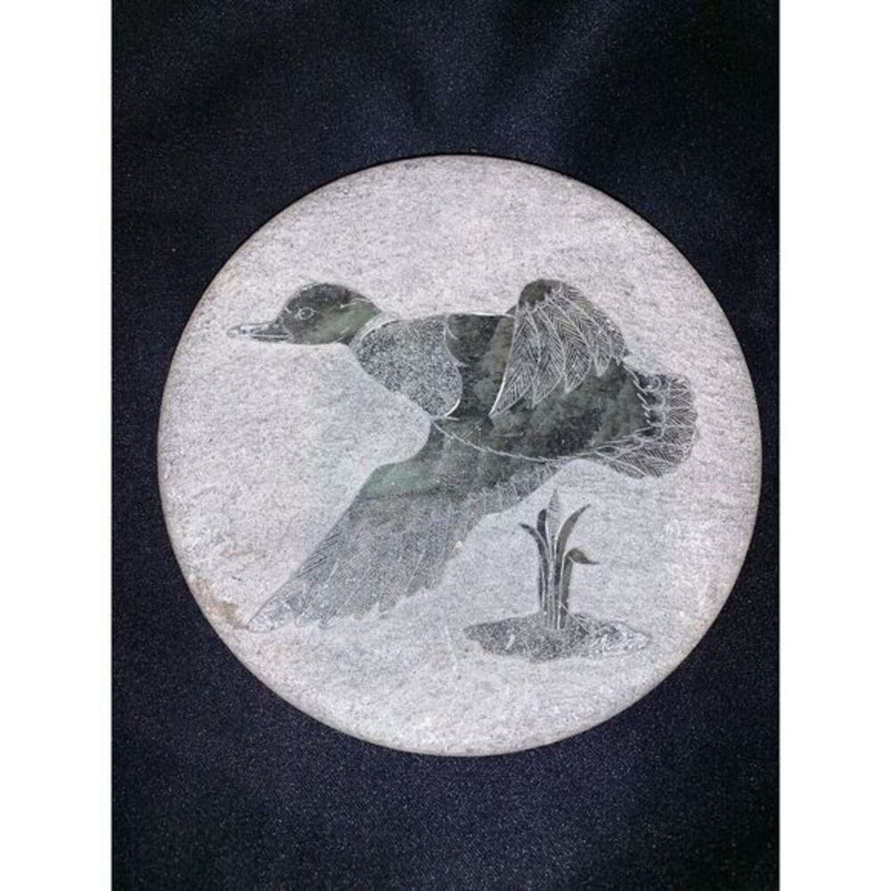 Hand Carved Black Gray Soapstone Wall Hang Plate Mallards Duck 6"